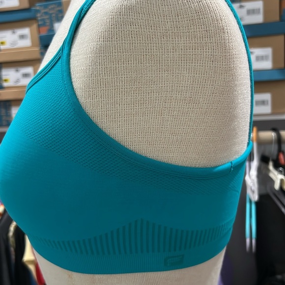 Fabletics sports top. Teal color, in great condition. - Picture 4 of 5